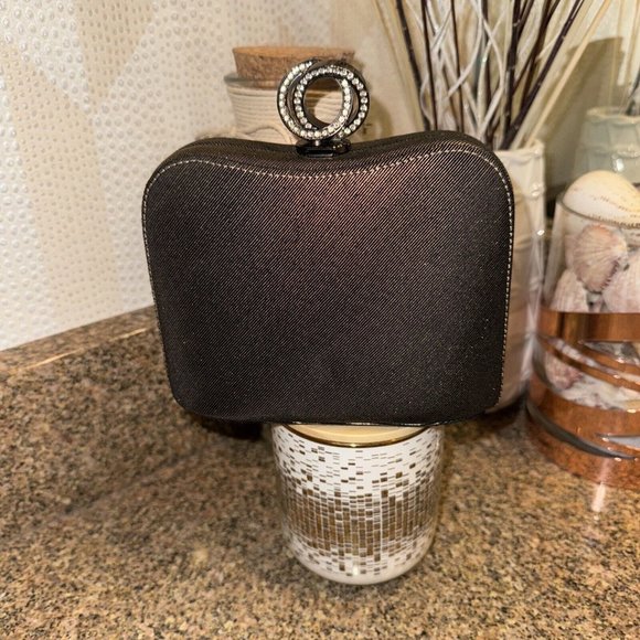 Vintage RODO ITALY Metallic Bronze Rhinestone Clasp Evening Clutch Bag‎ - Picture 3 of 8